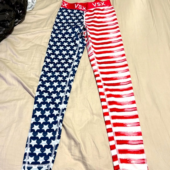 Victoria’s Secrets leggings - Picture 1 of 3